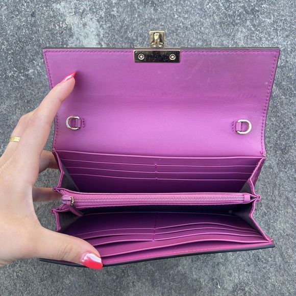 Gucci GG Supreme Monogram Calfskin Padlock Continental Wallet Red Pink - Picture 8 of 13